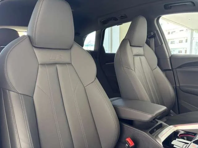 Audi AUDI Q5 TFSIクワトロ150kW　アドバンスド photo 4