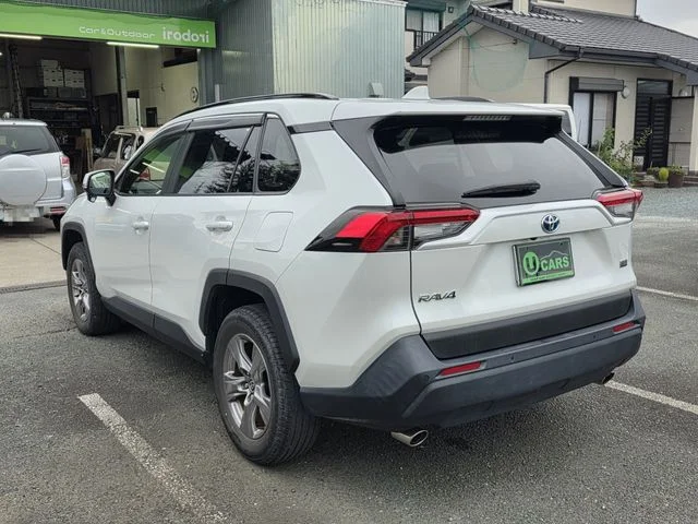 Toyota RAV4 HYBRID 2WD X photo 4