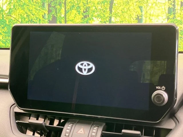 Toyota RAV4 HYBRID 4WD アドベンチャー photo 3