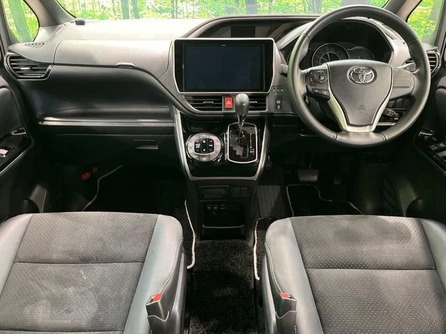 Toyota VOXY ZS　煌3 photo 2