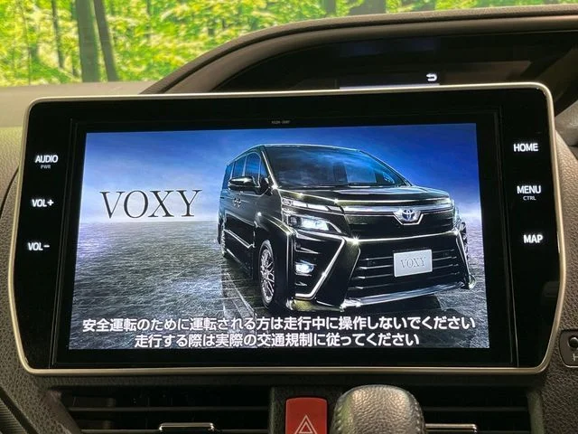Toyota VOXY ZS　煌3 photo 4