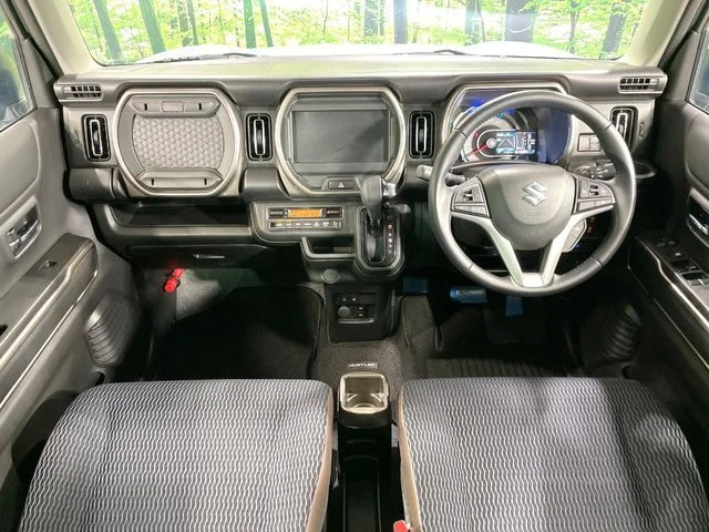 Suzuki HUSTLER Jスタイル2 photo 2