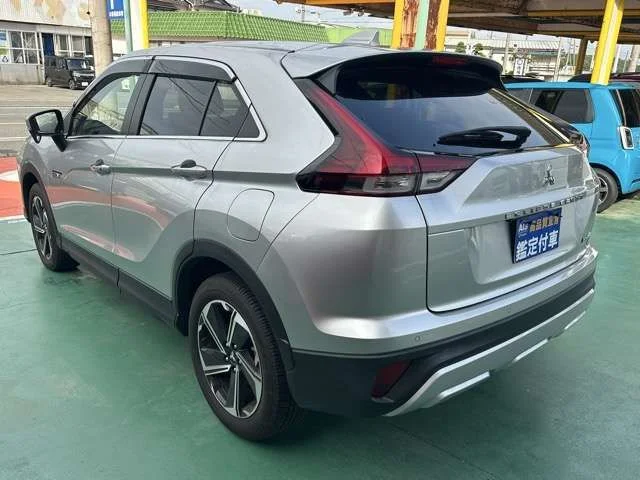 Mitsubishi ECLIPSE CROSS PHEV G photo 4