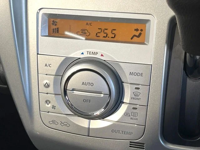 Suzuki HUSTLER Gターボ photo 4