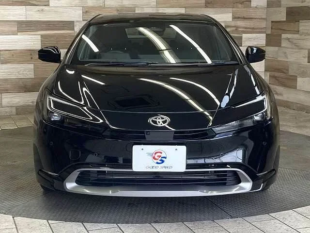 Toyota PRIUS Z photo 3