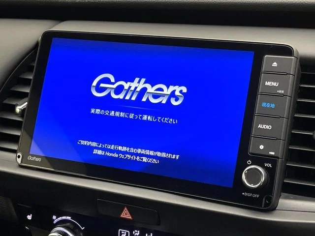 Honda FIT e:HEV リュクス photo 3