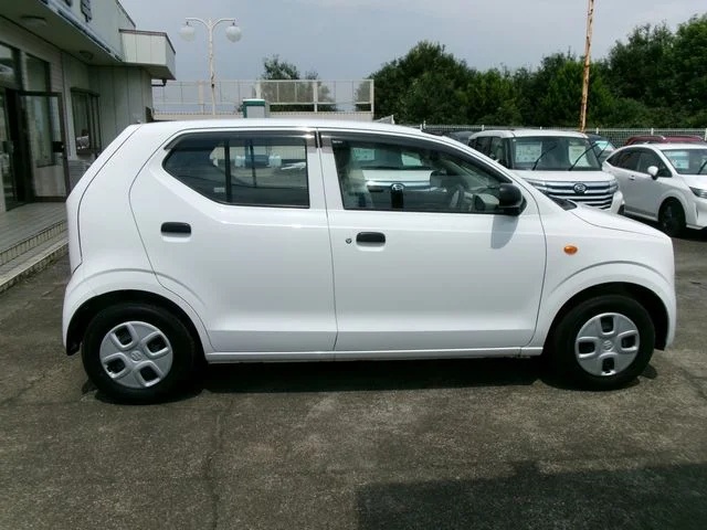 Suzuki ALTO F photo 4