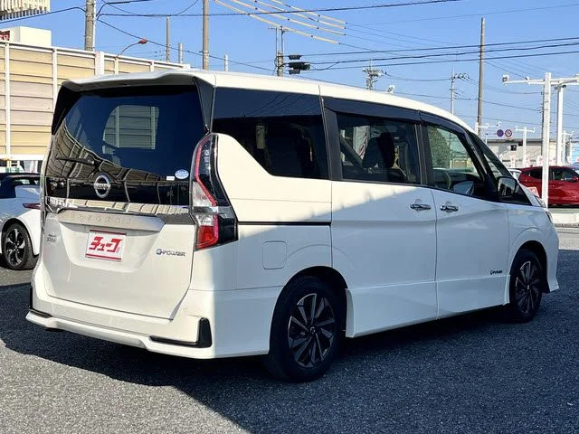 Nissan SERENA WG eパワーハイウェイスターV photo 3