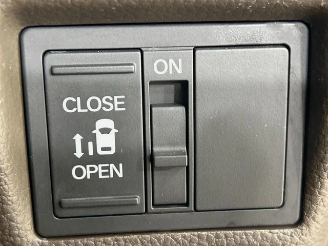 Honda N BOX L photo 4