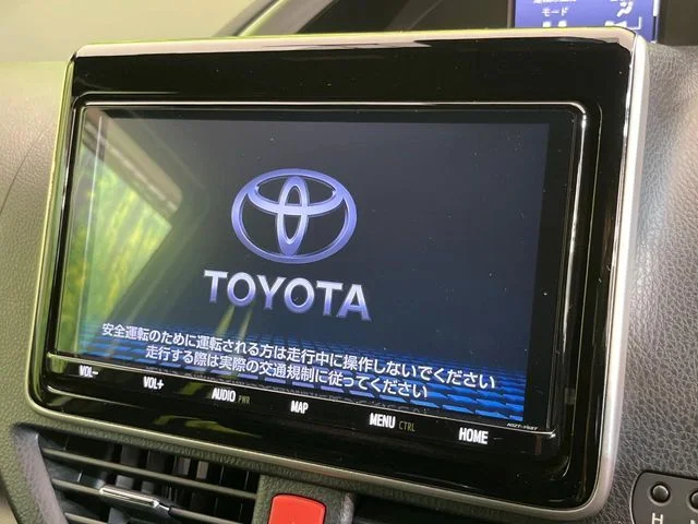 Toyota VOXY ZS　煌2 photo 3