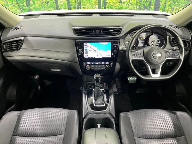 Nissan X-TRAIL 4WD 20Xi　Vセレクション photo 2