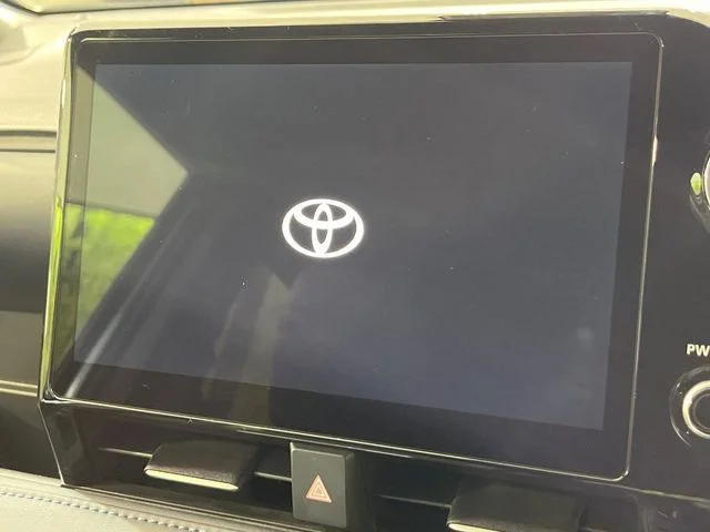 Toyota VOXY HYBRID S−Z photo 4