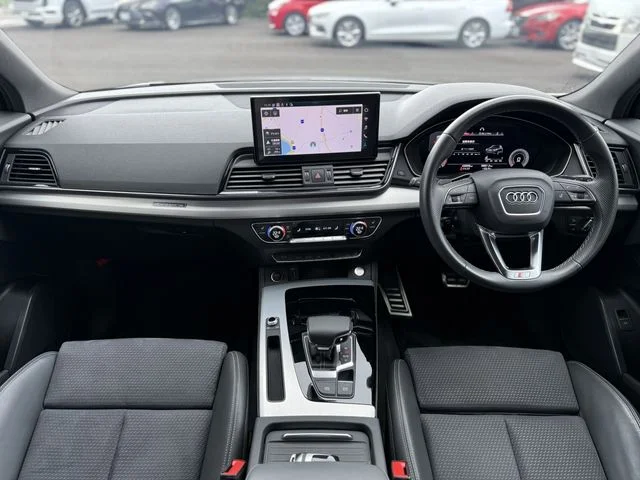 Audi AUDI Q5 40　TDI　クワトロ　Sライン photo 2