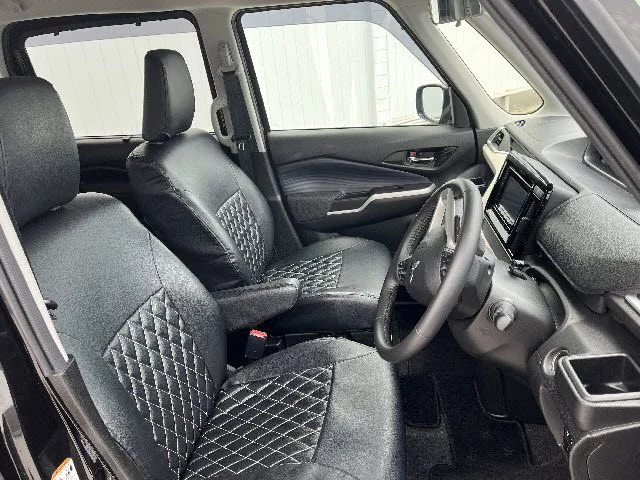 Mitsubishi DELICA D:2 2WD ハイブリッドMZ photo 4