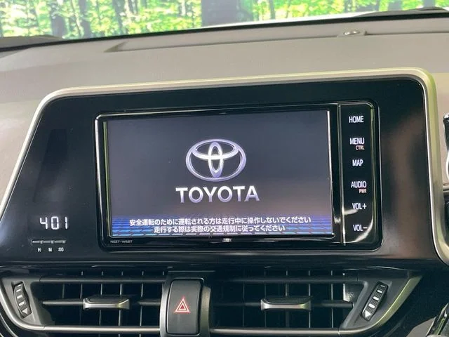 Toyota C-HR G　ハイブリッド photo 4