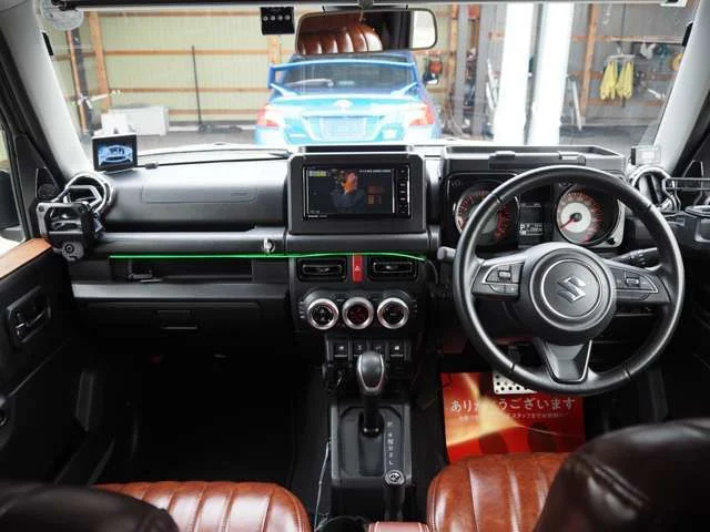 Suzuki JIMNY SIERRA JC photo 2