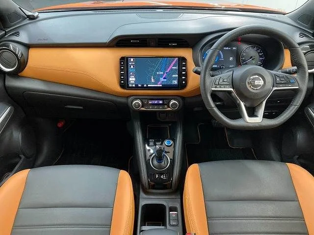 Nissan KICKS X　ツートーン　インテリアエディション photo 2
