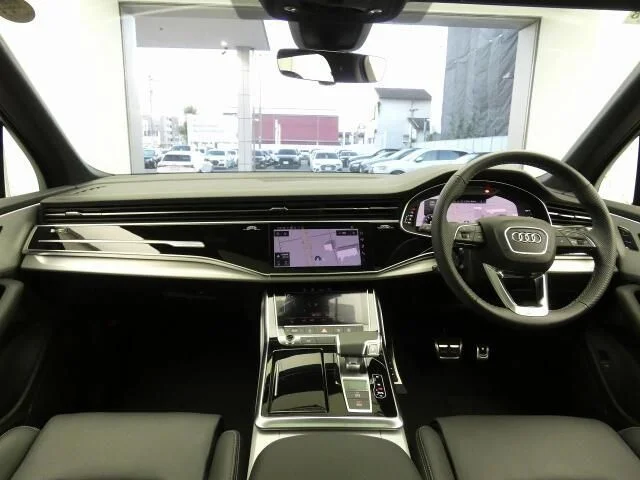 Audi AUDI Q7 55　TFSI　クワトロ　Sライン photo 2