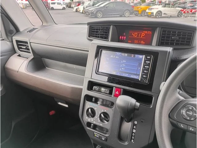 Toyota ROOMY X photo 3