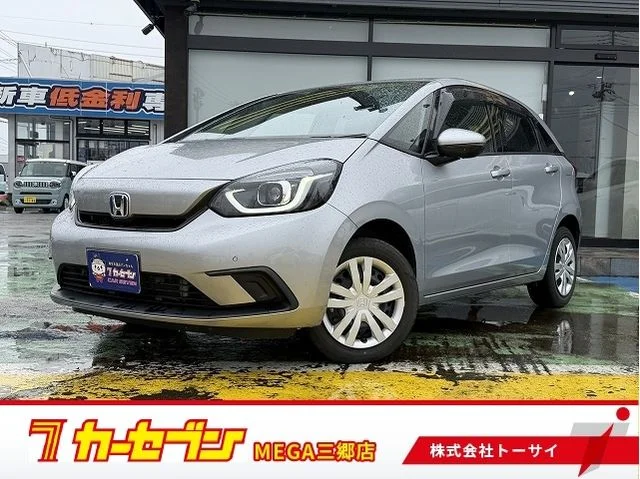 Honda FIT e:HEV ベーシック 2021