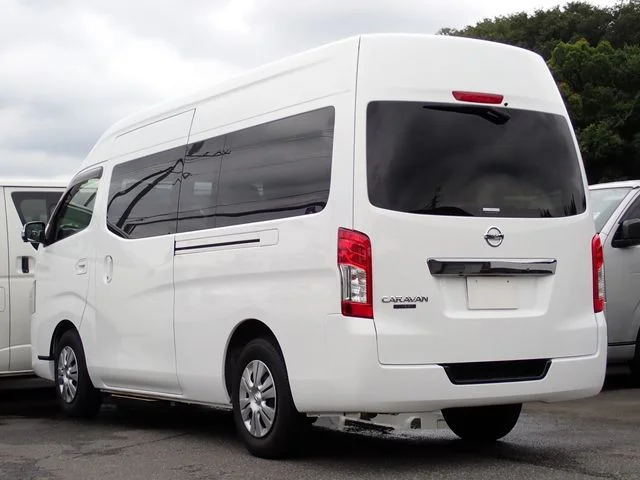 Nissan NV350 CARAVAN WAGON 2．5GX　送迎タイプ　スーパーロング photo 4