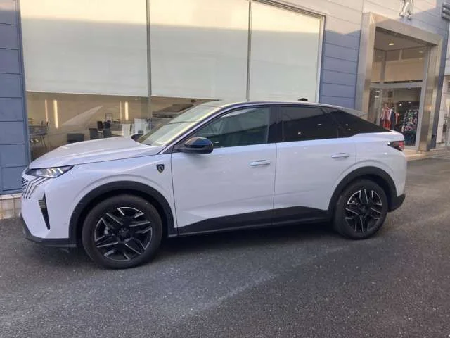 Peugeot PEUGEOT 3008 GT　ハイブリッド photo 2