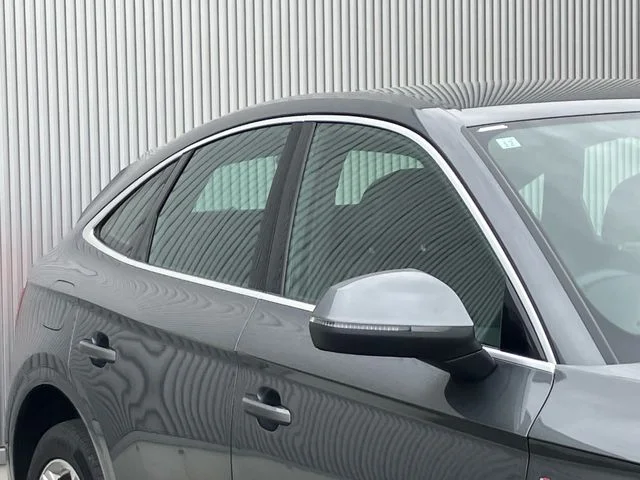 Audi AUDI Q5 SPORTBACK 40　TDI　クワトロ　Sライン photo 3