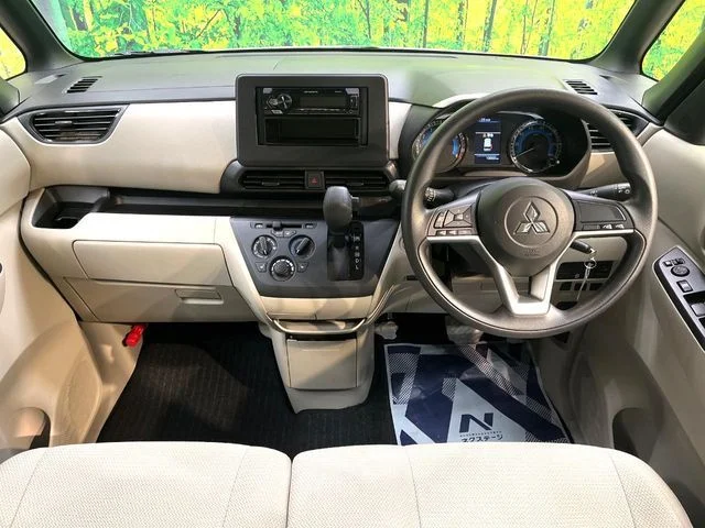 Mitsubishi eK SPACE M photo 2