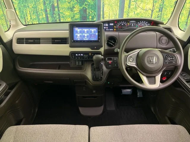 Honda N BOX L photo 2