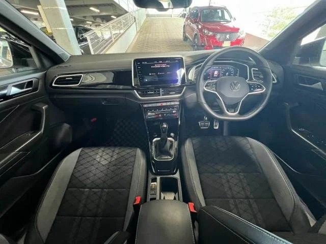 Volkswagen VOLKSWAGEN T-Roc TDI　Rライン photo 2
