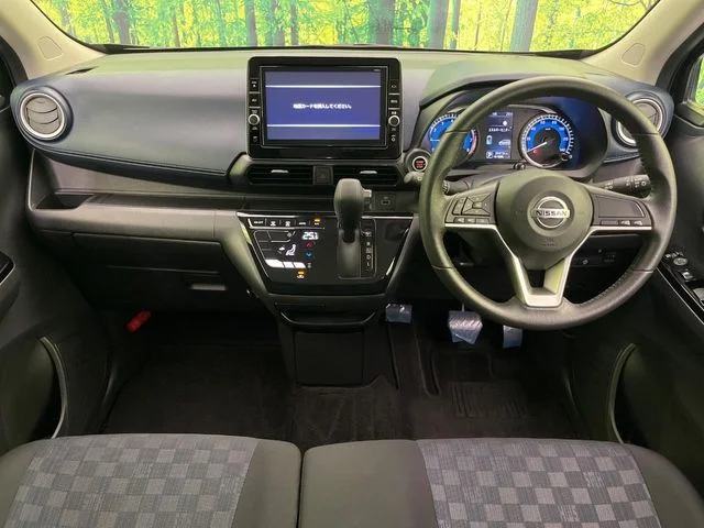 Nissan DAYZ ハイウェイスターX photo 2