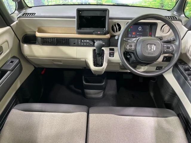 Honda N BOX ベースグレード photo 2