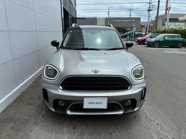 Bmw MINI COOPER D CROSSOVER プレミアムプラスパッケージ photo 2