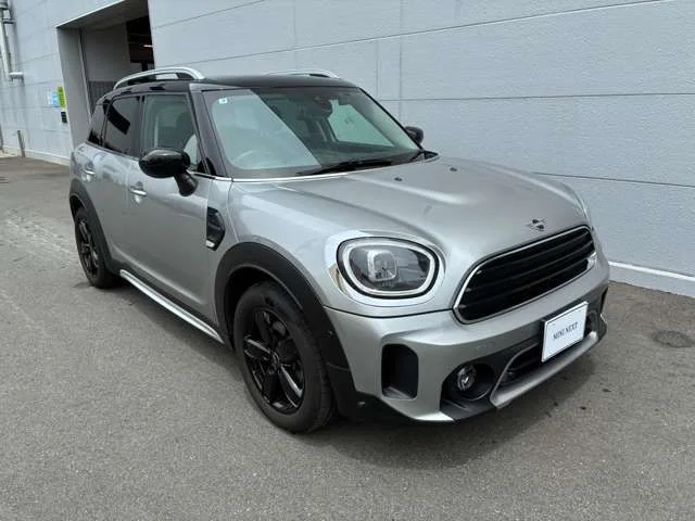 Bmw MINI COOPER D CROSSOVER プレミアムプラスパッケージ photo 3