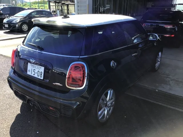 Bmw MINI ジョンクーパーワークス photo 3