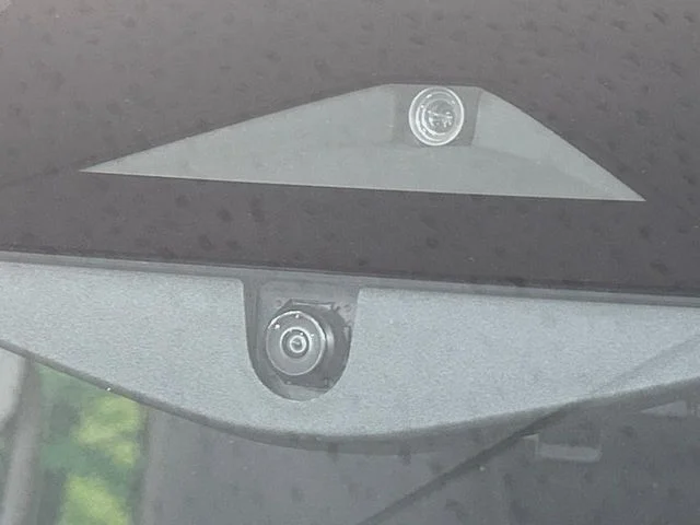 Nissan SERENA WG e−POWER　ハイウェイスター　V photo 3