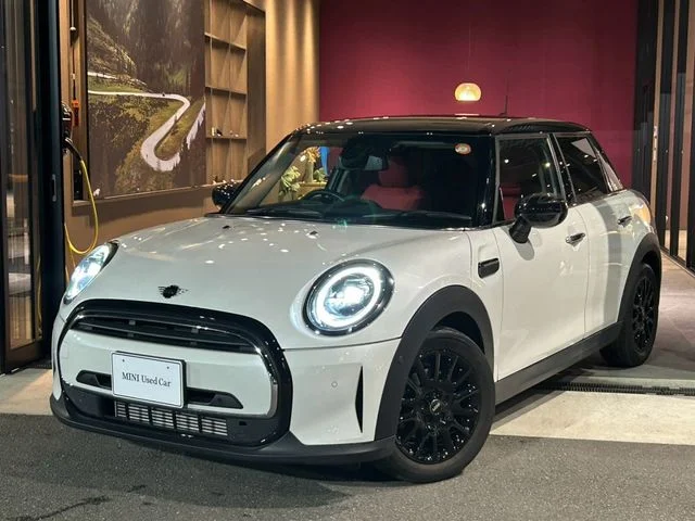 Bmw MINI COOPER D 5DOOR プレミアムプラスライン 2023