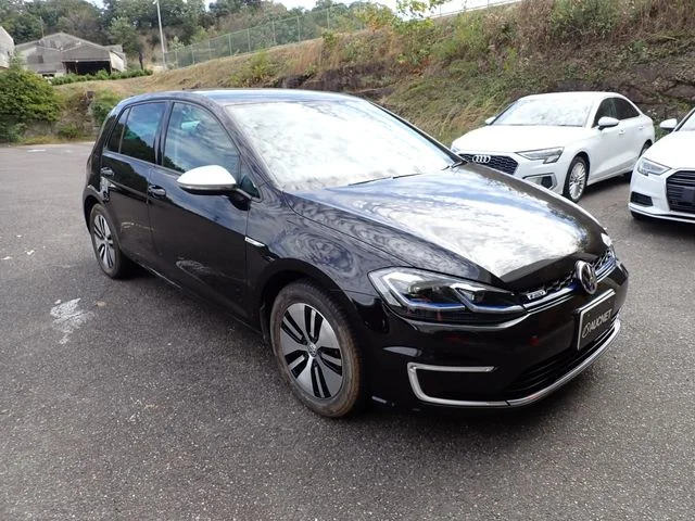 Volkswagen VOLKSWAGEN e-GOLF プレミアム photo 4