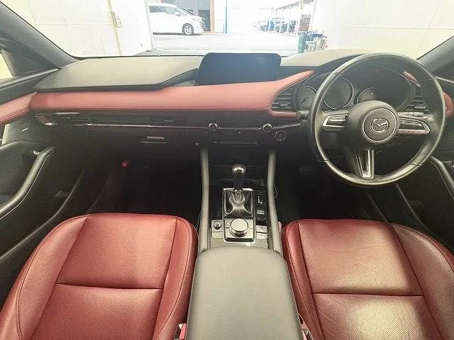 Mazda MAZDA3 FASTBACK 20S　バーガンディセレクション photo 2
