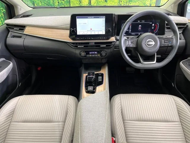 Nissan AURA G　レザーエディション photo 2