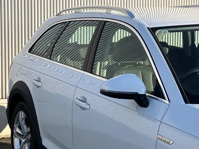 Audi AUDI A4 ALL ROAD QUATTRO ベースグレード photo 4
