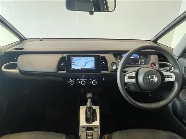 Honda FIT e:HEV ベーシック photo 3