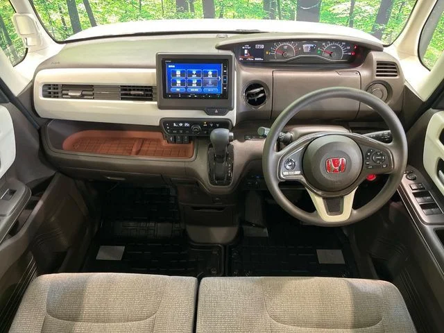 Honda N BOX L photo 2
