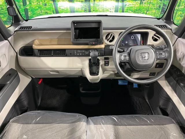 Honda N BOX ベースグレード photo 2