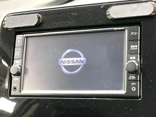 Nissan SERENA S-HYBRID ハイウェイスター　VセレクションII photo 3