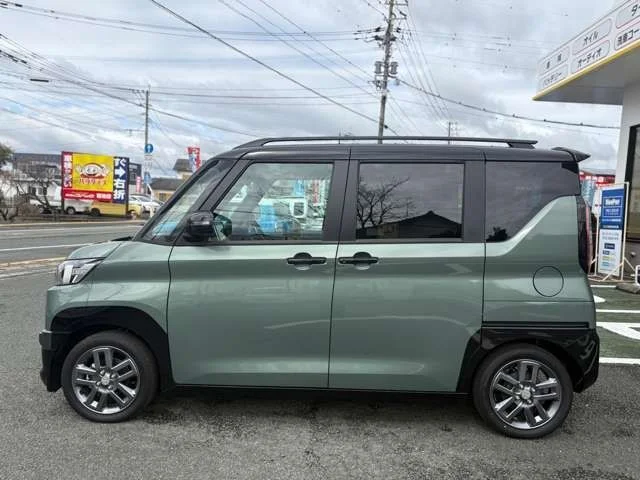 Mitsubishi DELICA MINI G　プレミアム photo 3