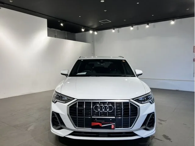 Audi AUDI Q3 35　TDI　クワトロ　Sライン photo 4