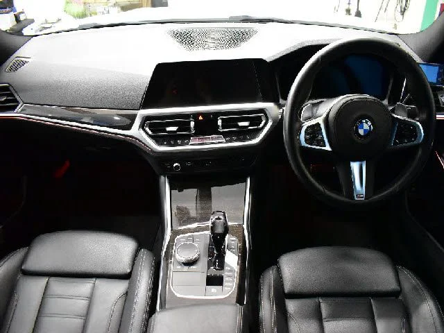 Bmw BMW 3series sedan 330i　Mスポーツ photo 2
