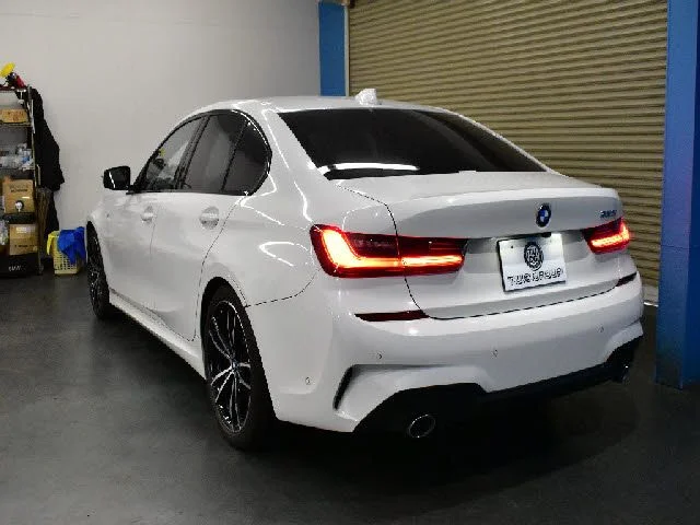 Bmw BMW 3series sedan 330i　Mスポーツ photo 3