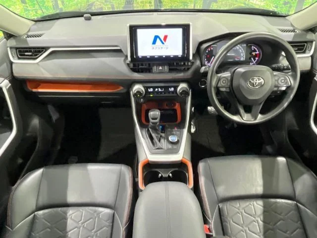 Toyota RAV4 4WD アドベンチャー photo 2